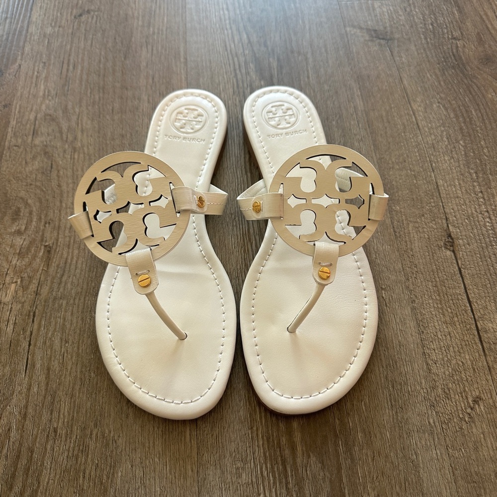 Tory Burch White Sandals with Gold Accents